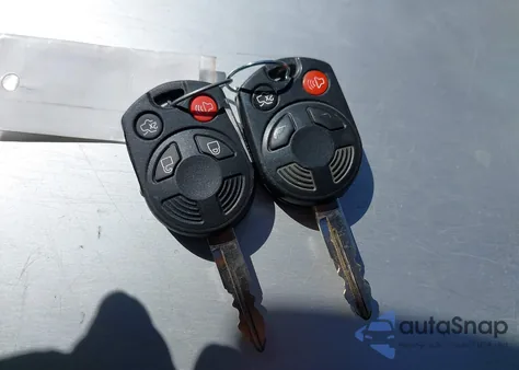 2012 Ford Escape Limited z USA, uszkodzony, nr VIN 1FMCU0EG8CKB55245